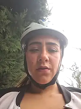 CAROLINE  07 online show from March 6, 2026, 12:23 pm