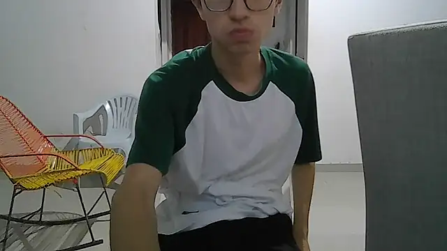 Kevintdx online show from March 26, 2026, 2:28 am