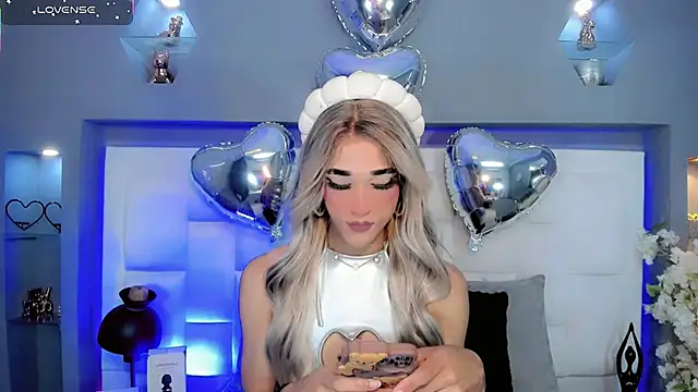 Ariia-janee online show from February 14, 2026, 5:15 am