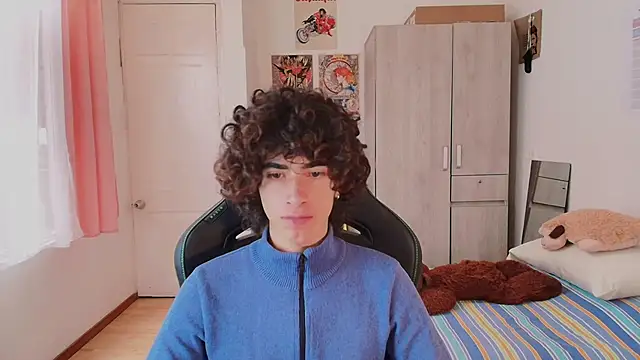 Nude Boy18 online show from March 24, 2026, 4:23 pm