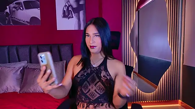 Snapshot of isabellaho1317 chatting on November 15, 2025, 2:46 pm isabellaho1317 online show from November 15, 2025, 2:46 pm