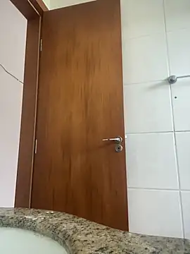 lucioliveira online show from February 11, 2026, 5:40 pm