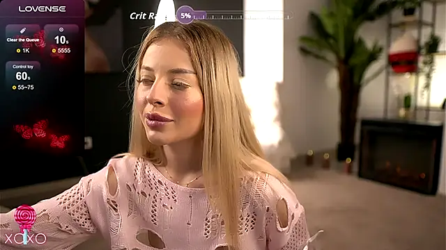 Snapshot of SerenaNoir chatting on January 6, 2026, 8:56 pm SerenaNoir online show from January 6, 2026, 8:56 pm