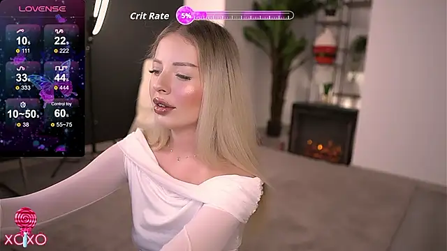 Snapshot of SerenaNoir chatting on February 9, 2026, 9:08 pm SerenaNoir online show from February 9, 2026, 9:08 pm