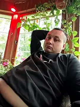 Amberdual online show from October 4, 2025, 11:08 am