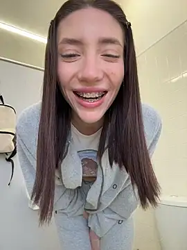 BallerinaCappuccino  online show from March 4, 2026, 7:36 am