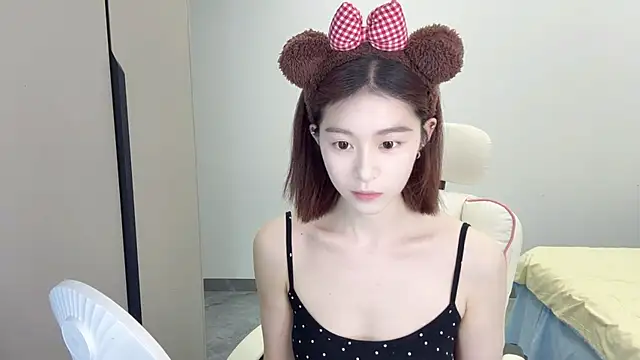 Cookie-oo online show from September 13, 2025, 12:54 am