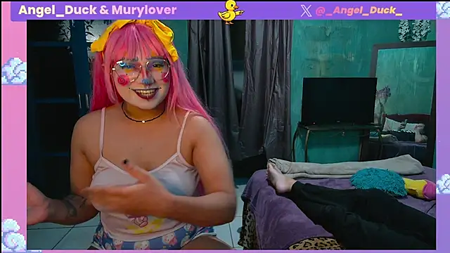 Snapshot of Angel_Duck chatting on July 17, 2026, 10:03 pm Angel Duck online show from July 17, 2026, 10:03 pm
