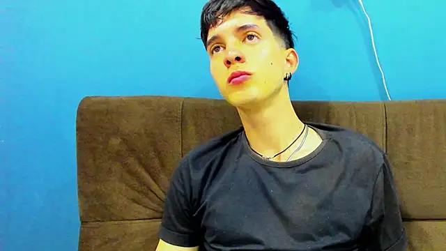 Jheampiiero online show from December 15, 2025, 1:48 pm