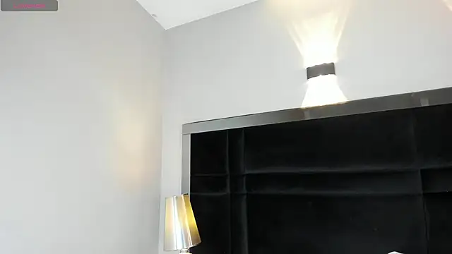 CarolineLee  online show from February 7, 2026, 10:46 pm