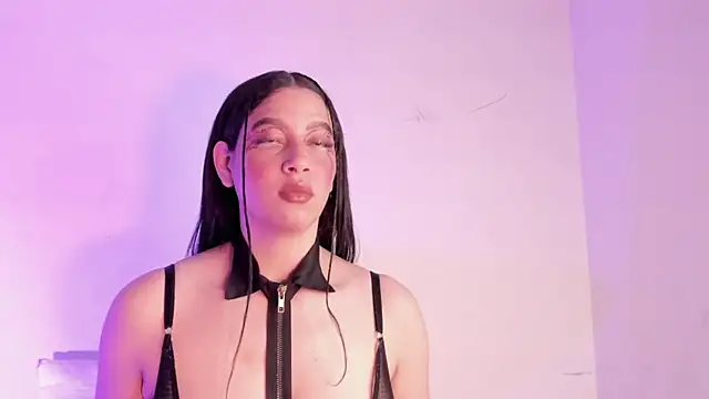 Megan Luxe online show from May 16, 2026, 6:21 am