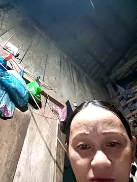 MaiHoa69 online show from October 24, 2025, 12:23 pm