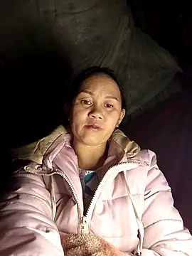 MaiHoa69 online show from February 7, 2026, 9:57 am