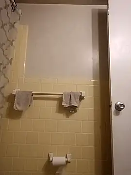 Longthickdick33 online show from April 15, 2026, 10:44 am