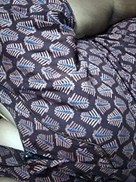 Snapshot of TAMIL_ELAKKIYA chatting on November 23, 2025, 10:37 am TAMIL ELAKKIYA online show from November 23, 2025, 10:37 am