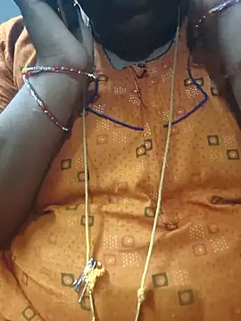 Snapshot of TAMIL_ELAKKIYA chatting on November 24, 2025, 8:36 am TAMIL ELAKKIYA online show from November 24, 2025, 8:36 am