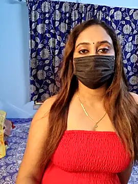 Cute-lusi online show from September 22, 2025, 5:04 pm