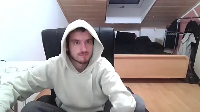 Snapshot of Bez3ybik chatting on November 1, 2025, 5:31 am Bez3ybik online show from November 1, 2025, 5:31 am