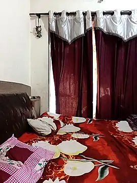 MEERAcle online show from March 5, 2026, 5:47 am