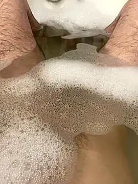 wwwiiilll online show from October 22, 2025, 7:13 pm