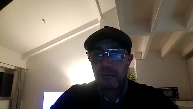 Snapshot of Twooseul chatting on February 10, 2026, 7:51 pm Twooseul online show from February 10, 2026, 7:51 pm