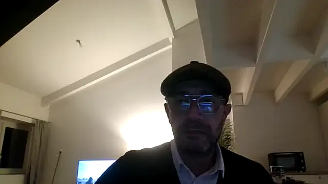 Snapshot of Twooseul chatting on February 14, 2026, 8:16 pm Twooseul online show from February 14, 2026, 8:16 pm