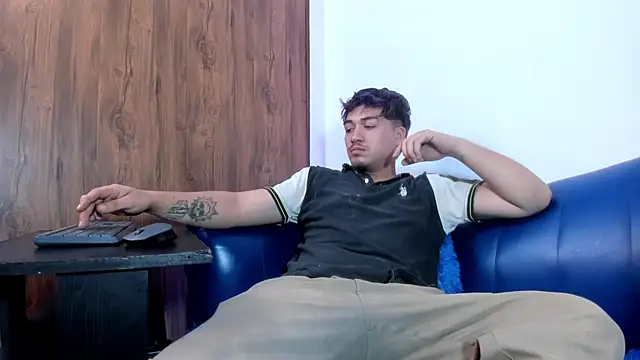 juanmechanic  online show from January 17, 2026, 12:32 pm