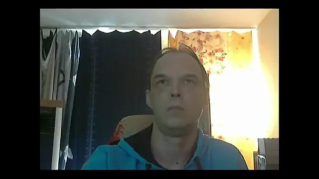 Snapshot of Jenner84 chatting on September 14, 2025, 9:52 am Jenner84 online show from September 14, 2025, 9:52 am