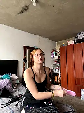 Snapshot of Aria_beauti chatting on September 17, 2025, 3:14 pm Aria beauti online show from September 17, 2025, 3:14 pm