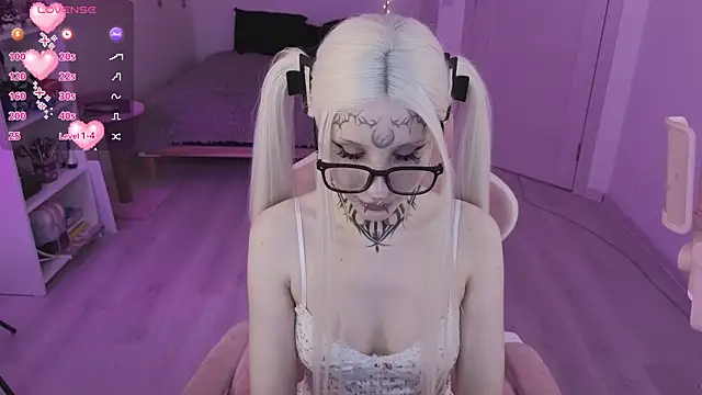 Nana stolass online show from March 30, 2026, 10:49 am