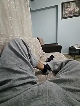 Snapshot of fena-sikerimmm chatting on March 5, 2026, 10:28 pm fena-sikerimmm online show from March 5, 2026, 10:28 pm