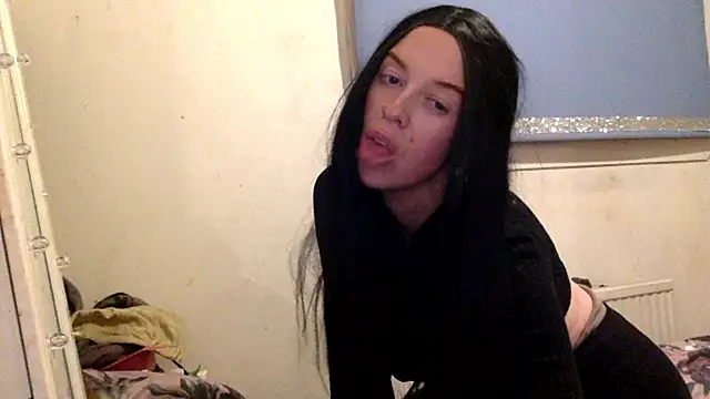 Bellababexox online show from February 3, 2026, 2:53 am