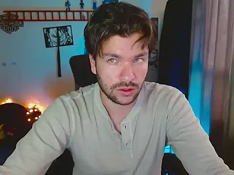 cortelioni massimo  online show from September 30, 2025, 10:26 pm