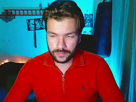 cortelioni massimo  online show from October 22, 2025, 2:56 am