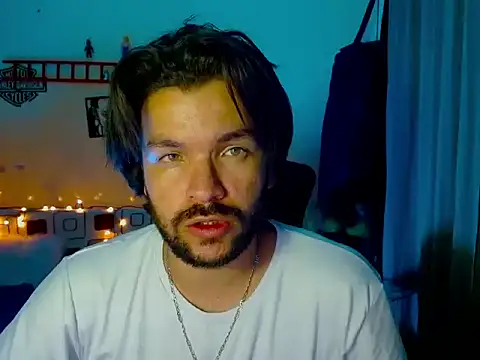 cortelioni massimo  online show from February 6, 2026, 12:15 am