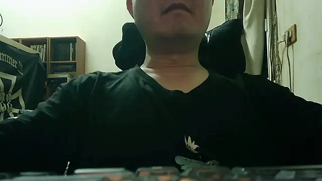 Snapshot of PIGBABY-LOVE chatting on April 12, 2026, 2:55 pm PIGBABY-LOVE online show from April 12, 2026, 2:55 pm