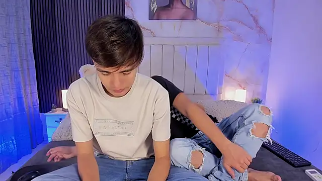 sweet petter online show from October 2, 2025, 12:45 pm