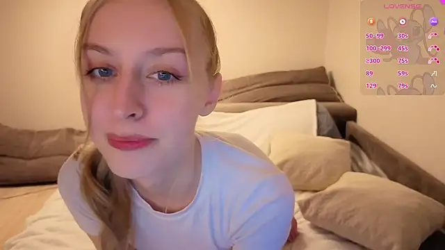 Sweet xx Gold online show from November 19, 2025, 8:31 pm