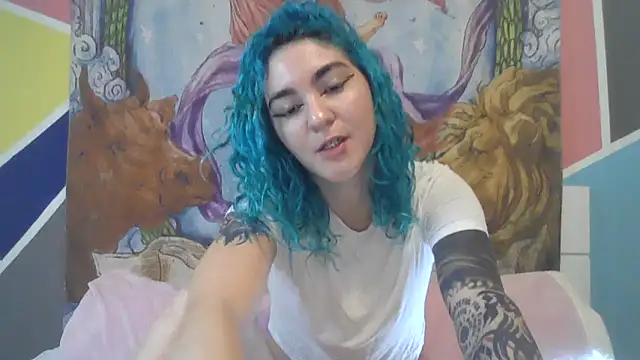 Snapshot of peetitefairy chatting on October 13, 2025, 4:45 am peetitefairy online show from October 13, 2025, 4:45 am