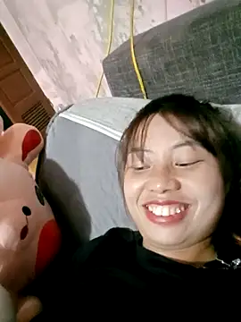 Snapshot of Dung-Thao19 chatting on September 9, 2025, 6:07 pm Dung-Thao19 online show from September 9, 2025, 6:07 pm