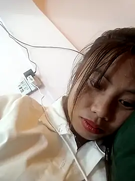 Snapshot of Dung-Thao19 chatting on September 10, 2025, 5:13 pm Dung-Thao19 online show from September 10, 2025, 5:13 pm