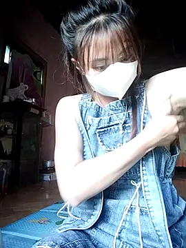 Snapshot of Dung-Thao19 chatting on September 22, 2025, 10:17 am Dung-Thao19 online show from September 22, 2025, 10:17 am