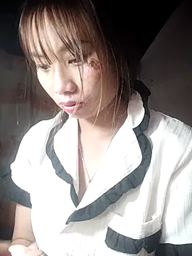Snapshot of Dung-Thao19 chatting on September 25, 2025, 7:23 am Dung-Thao19 online show from September 25, 2025, 7:23 am