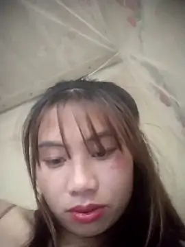Snapshot of Dung-Thao19 chatting on October 9, 2025, 10:19 pm Dung-Thao19 online show from October 9, 2025, 10:19 pm