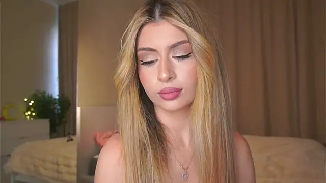 GeorginaHarn online show from April 5, 2026, 8:00 am