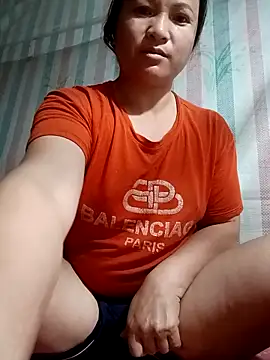 Love-Mama33 online show from December 20, 2025, 8:16 pm