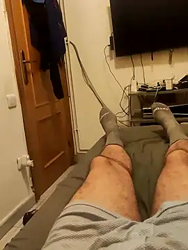 gigolobcn online show from September 15, 2025, 4:23 am