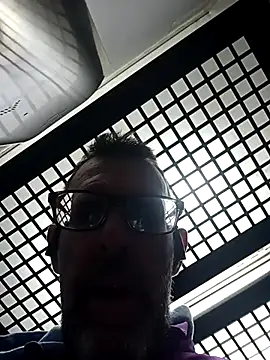 gigolobcn online show from March 26, 2026, 2:55 pm