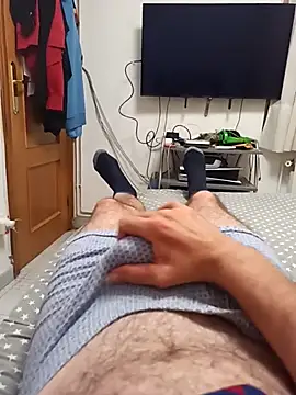 gigolobcn online show from May 20, 2026, 2:07 am
