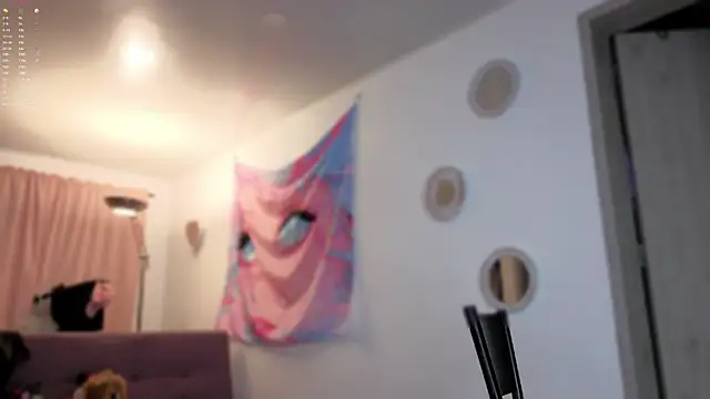 colette e online show from November 12, 2025, 6:03 am